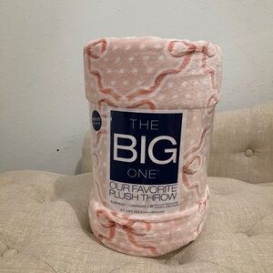 The Big One Pink Bow Blanket Coquette